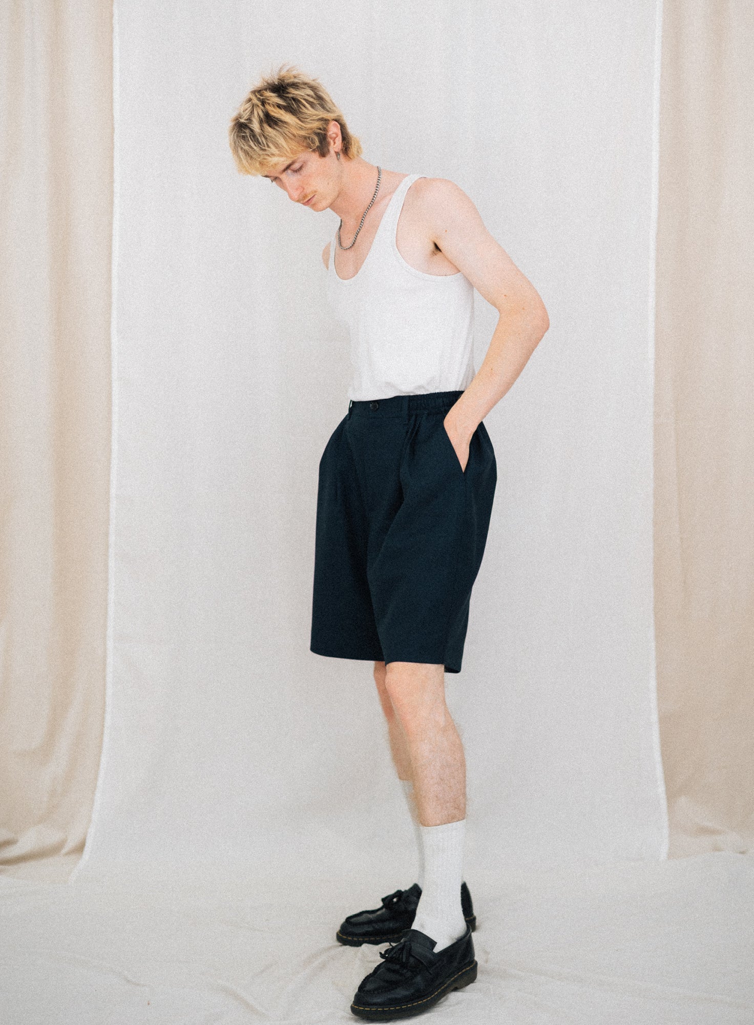 FAVORITE 11 | TAILORED WIDE SHORT PETROL