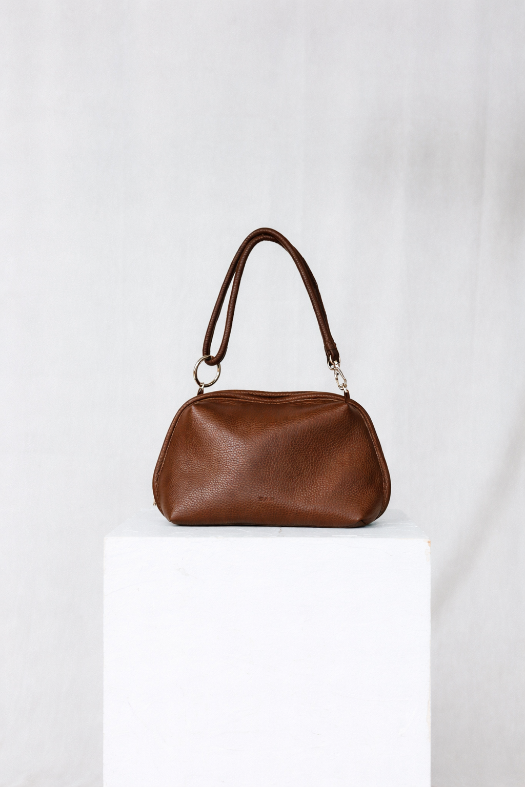 LOULOU BAGUETTE M | BROWN