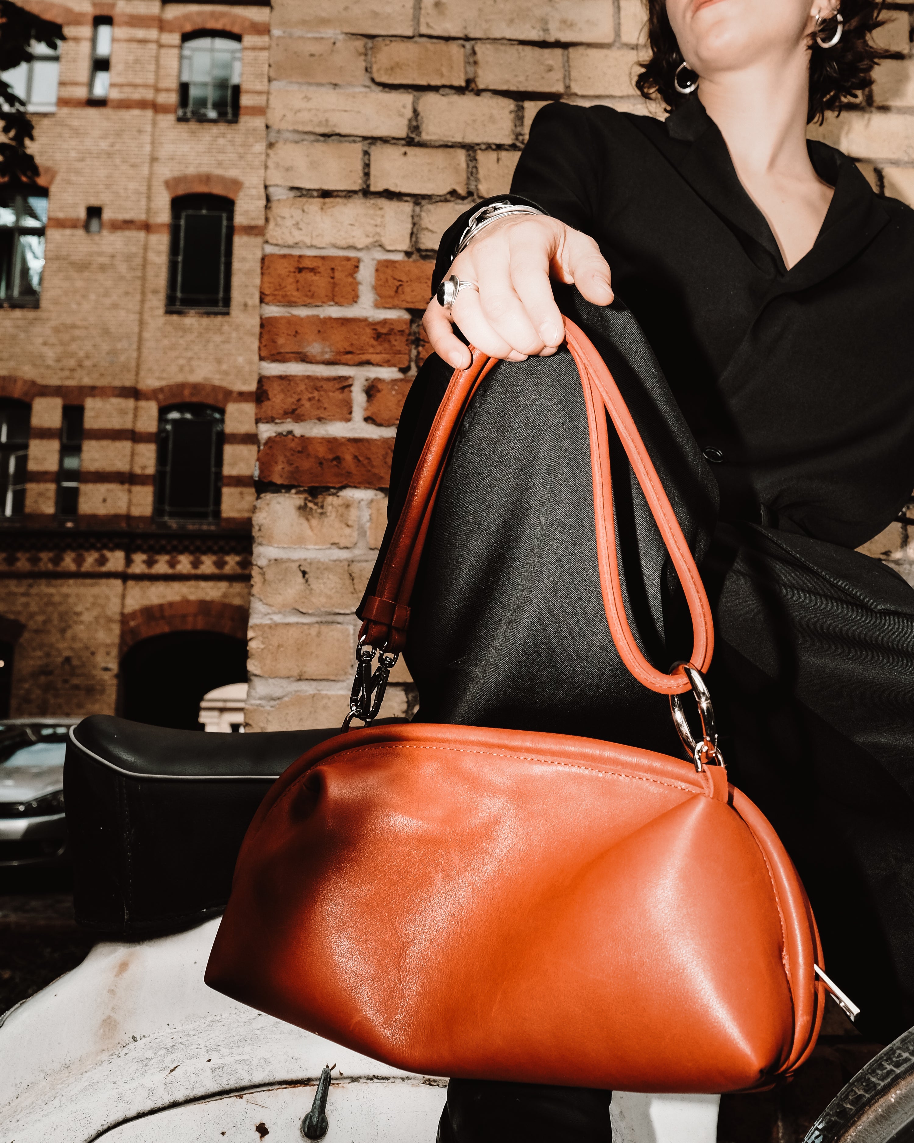 LOULOU BAGUETTE | RED