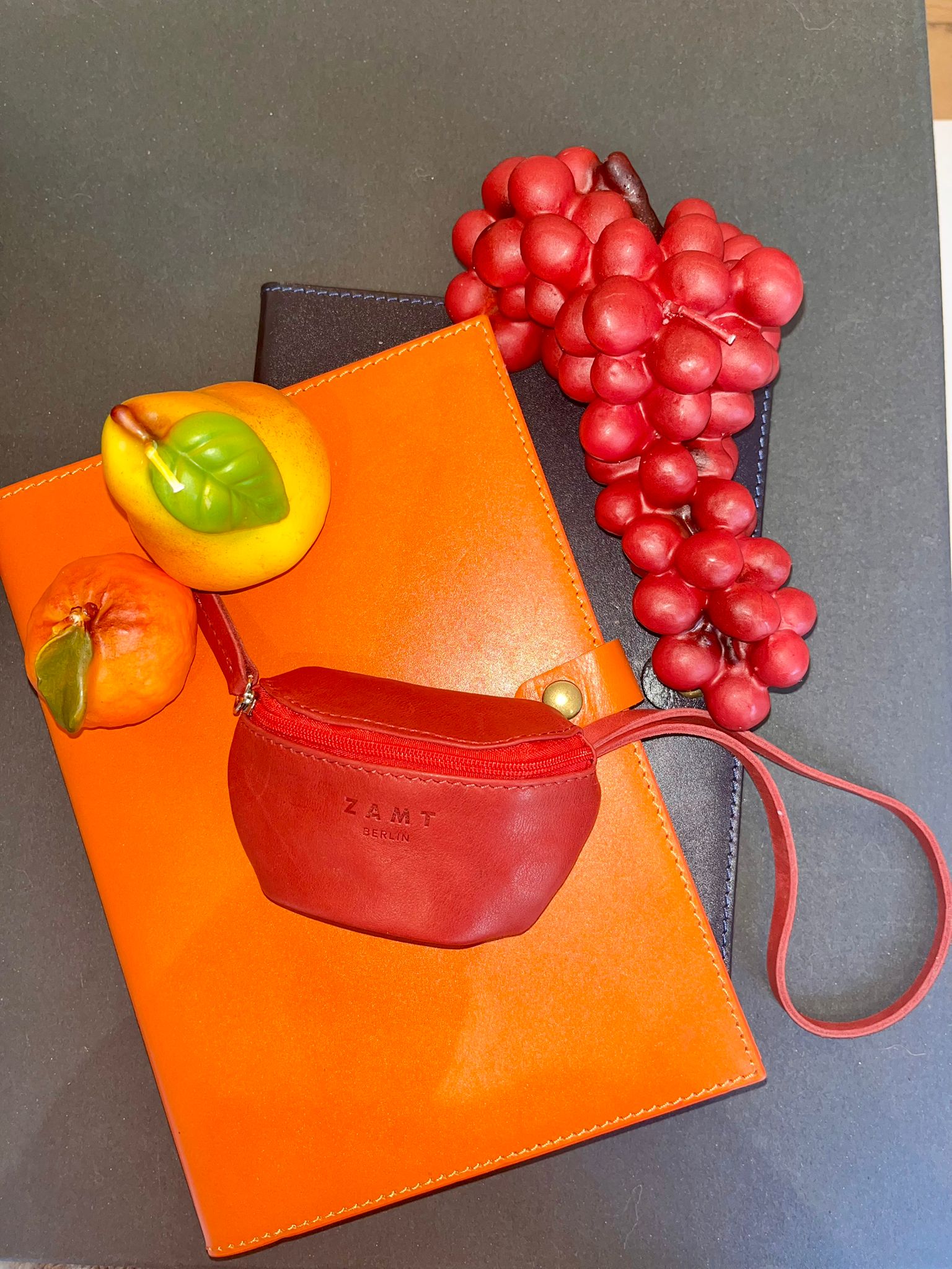 MINI CAN BAG CHARM | RED