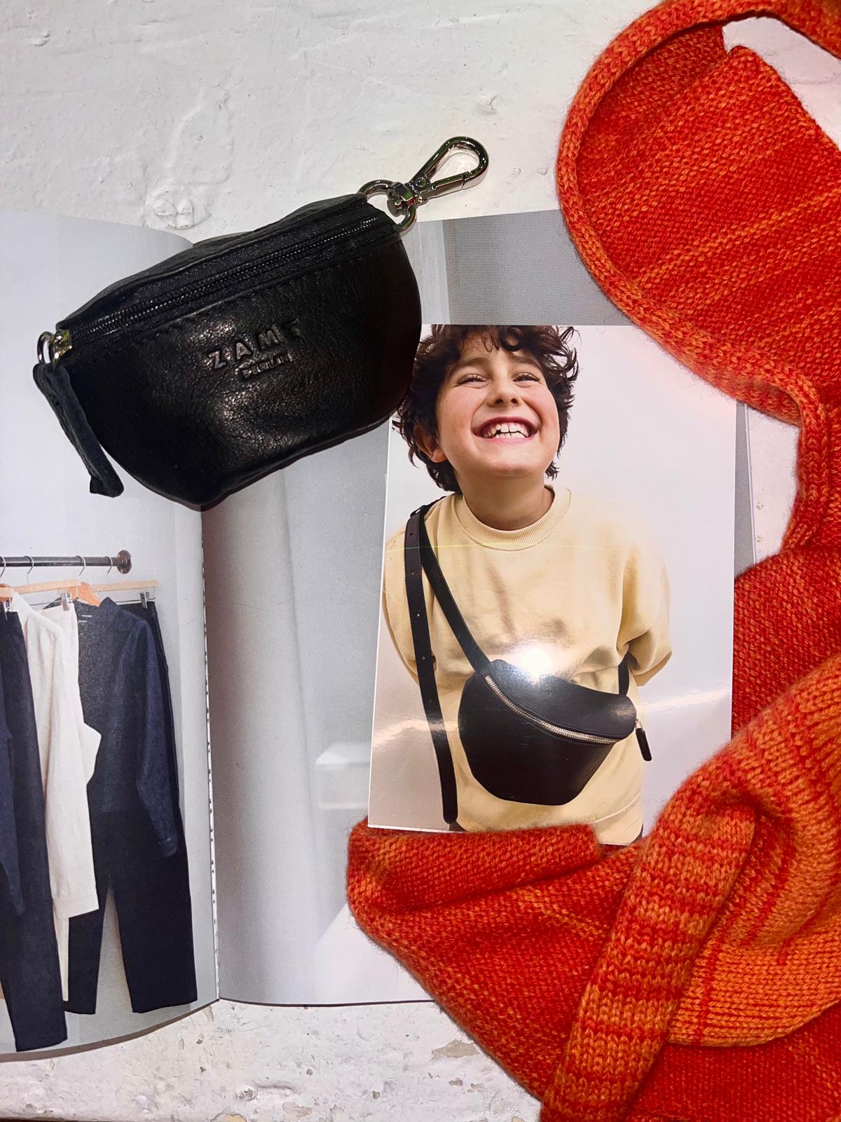 MINI CAN BAG CHARM | BLACK