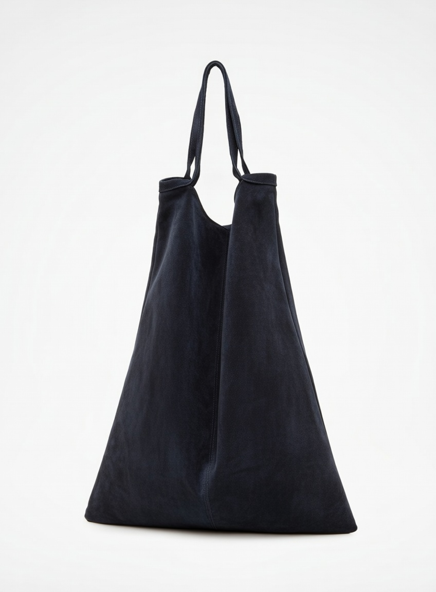 SHOPPER | RIN NAVY SUEDE