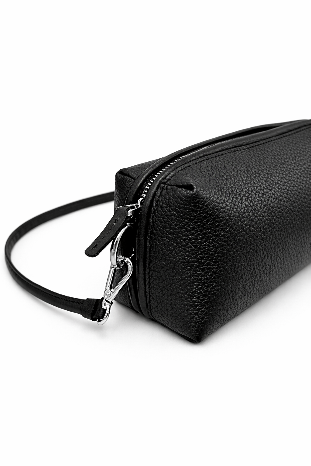 LOULOU BAGUETTE | TEXTURED BLACK