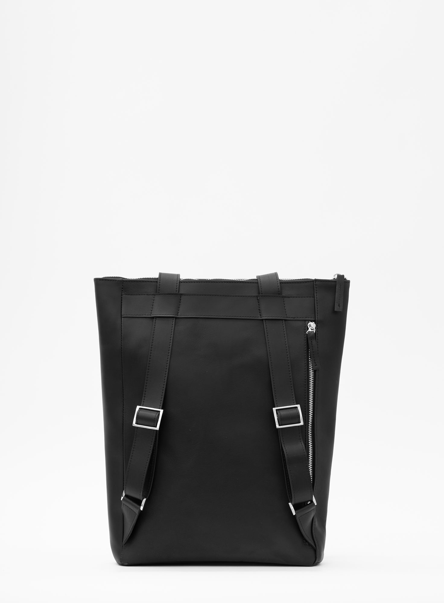 TOTE_BACKPACK_ELLIOT_BLACK_Designed_in_Berlin_Made_to_last_Handmade_in_Poland.