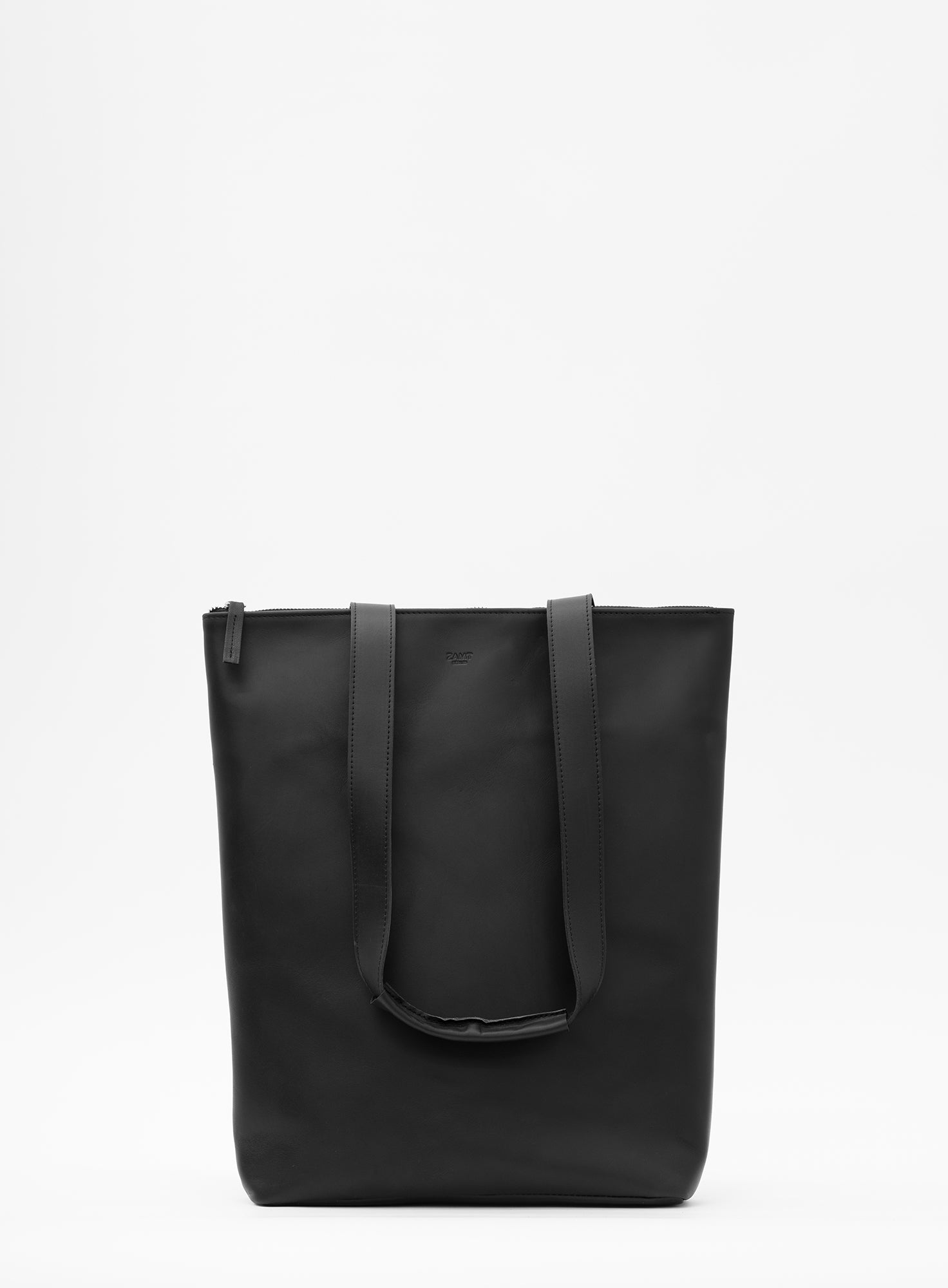 TOTE_BACKPACK_ELLIOT_VEGAN_BLACK_Designed_in_Berlin_Made_to_last_Handmade_in_Poland.