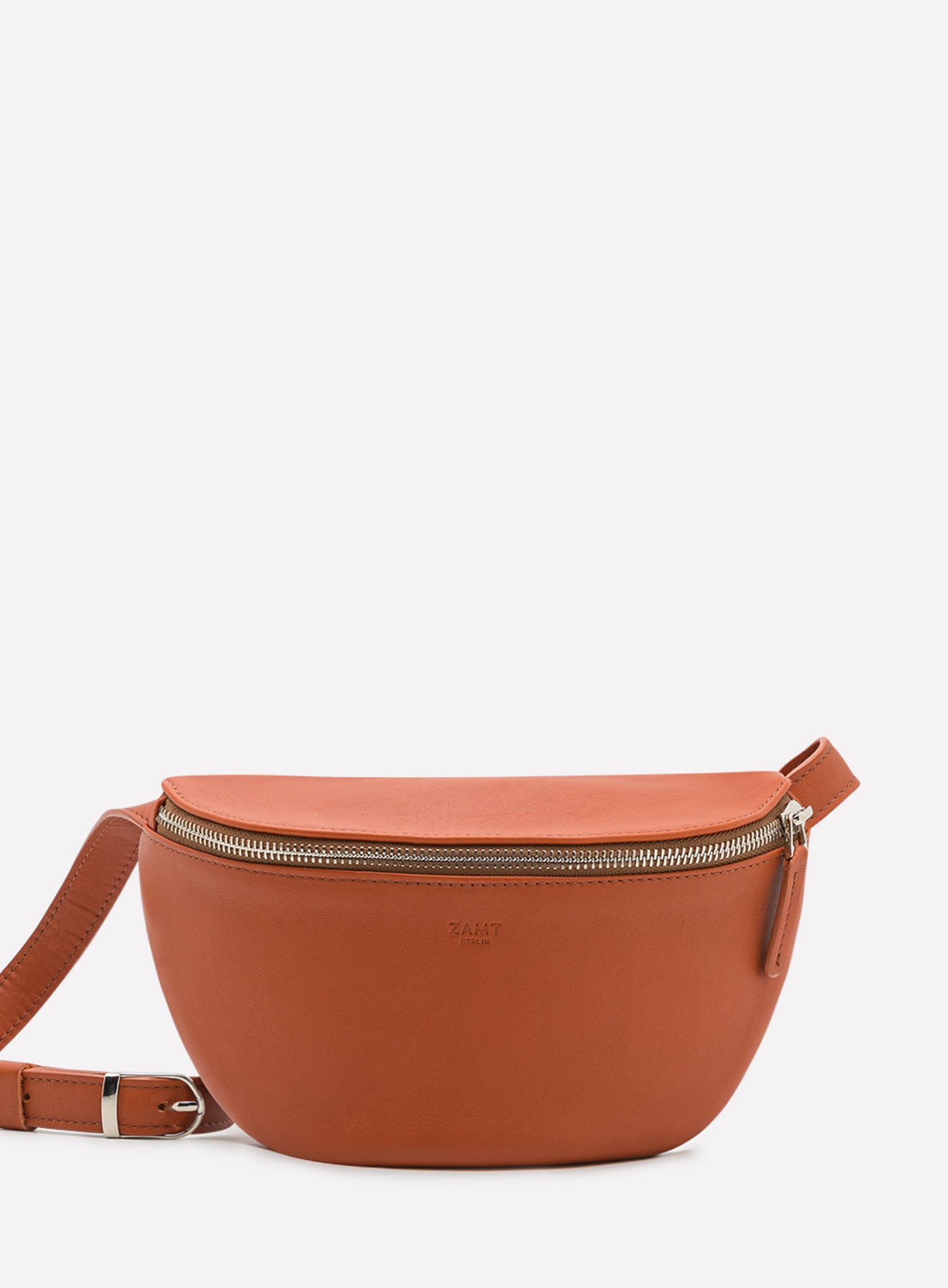 HIP_BAG_CAN_Terracotta_Designed_in_Berlin_Made_to_last_Handmade_in_Poland.