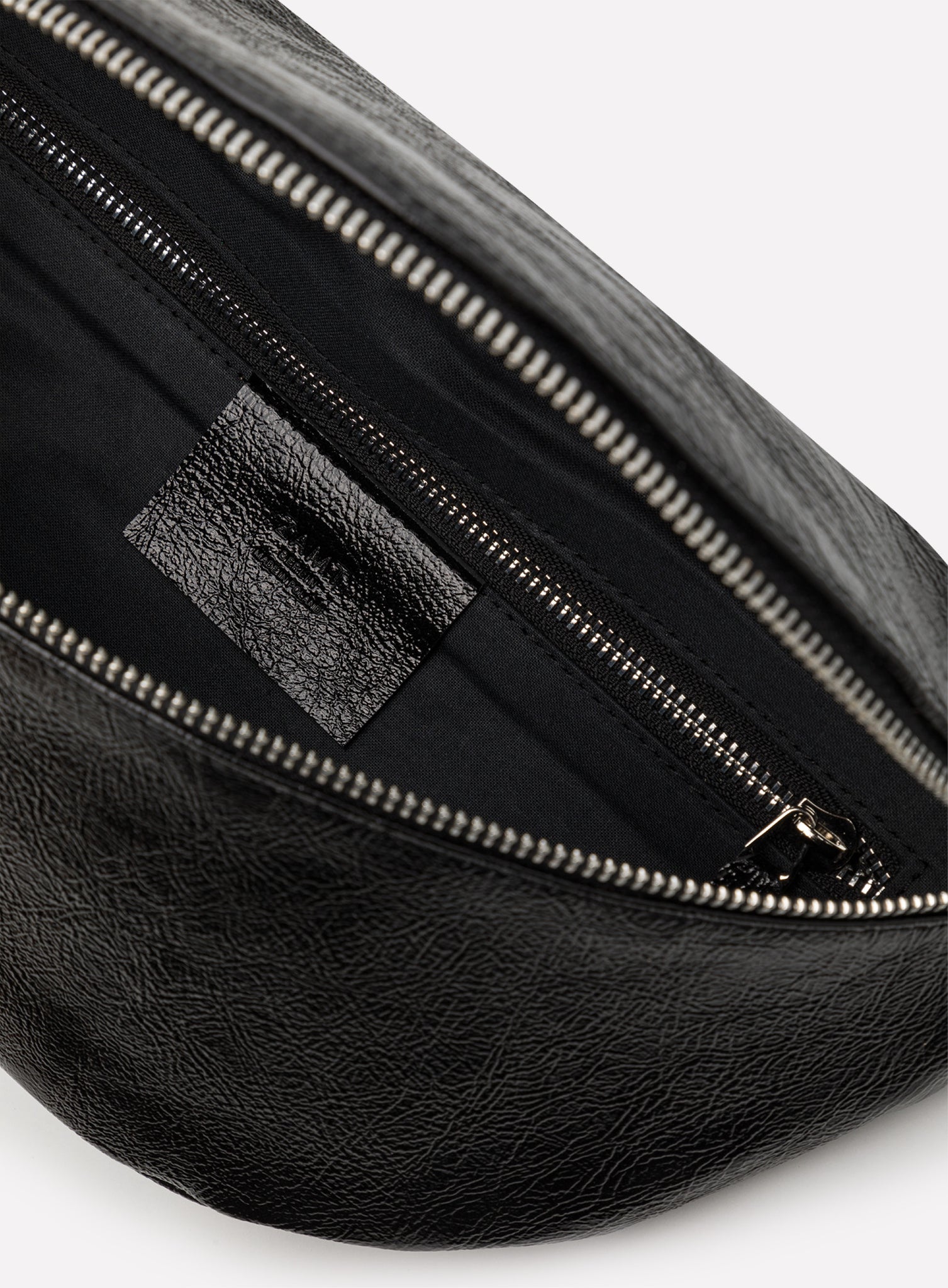 HIP_BAG_DJANGO_Black_PATENT_Designed_in_Berlin_Made_to_last_Handmade_in_Poland.