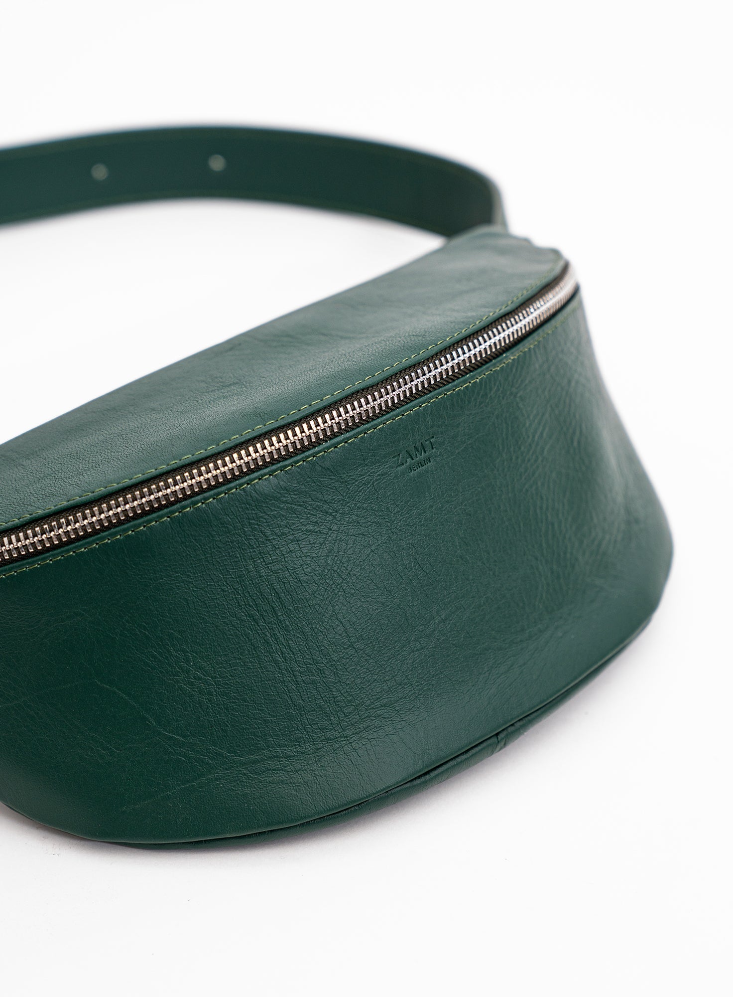 HIP_BAG_DJANGO_Green_Designed_in_Berlin_Made_to_last_Handmade_in_Poland.