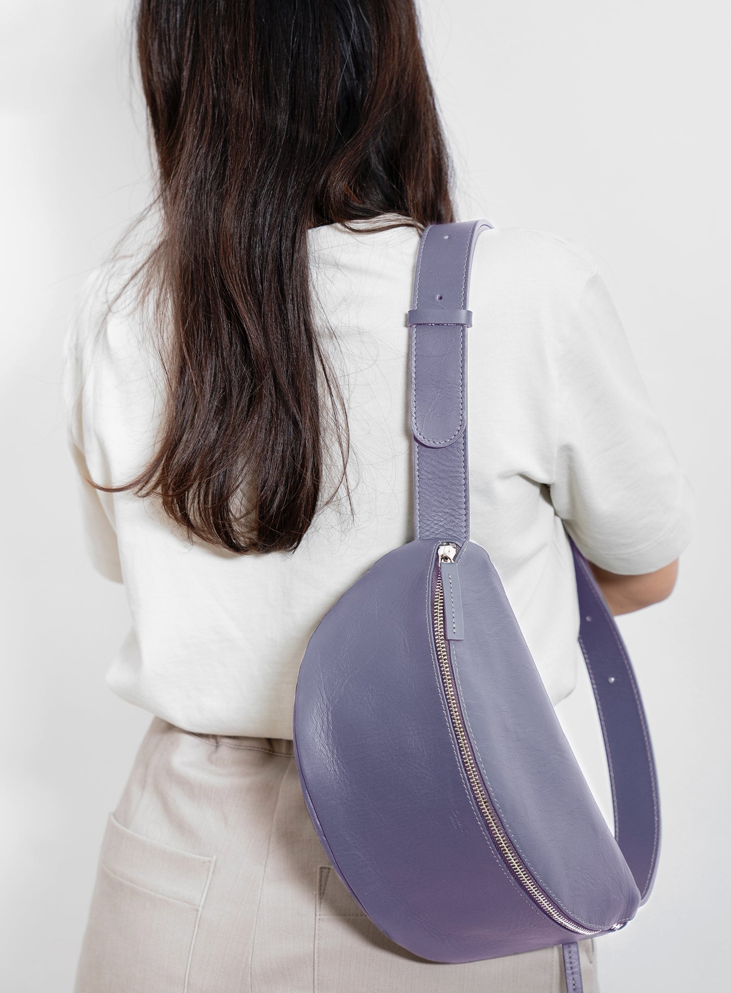 HIP_BAG_DJANGO_Lavender_Designed_in_Berlin_Made_to_last_Handmade_in_Poland.