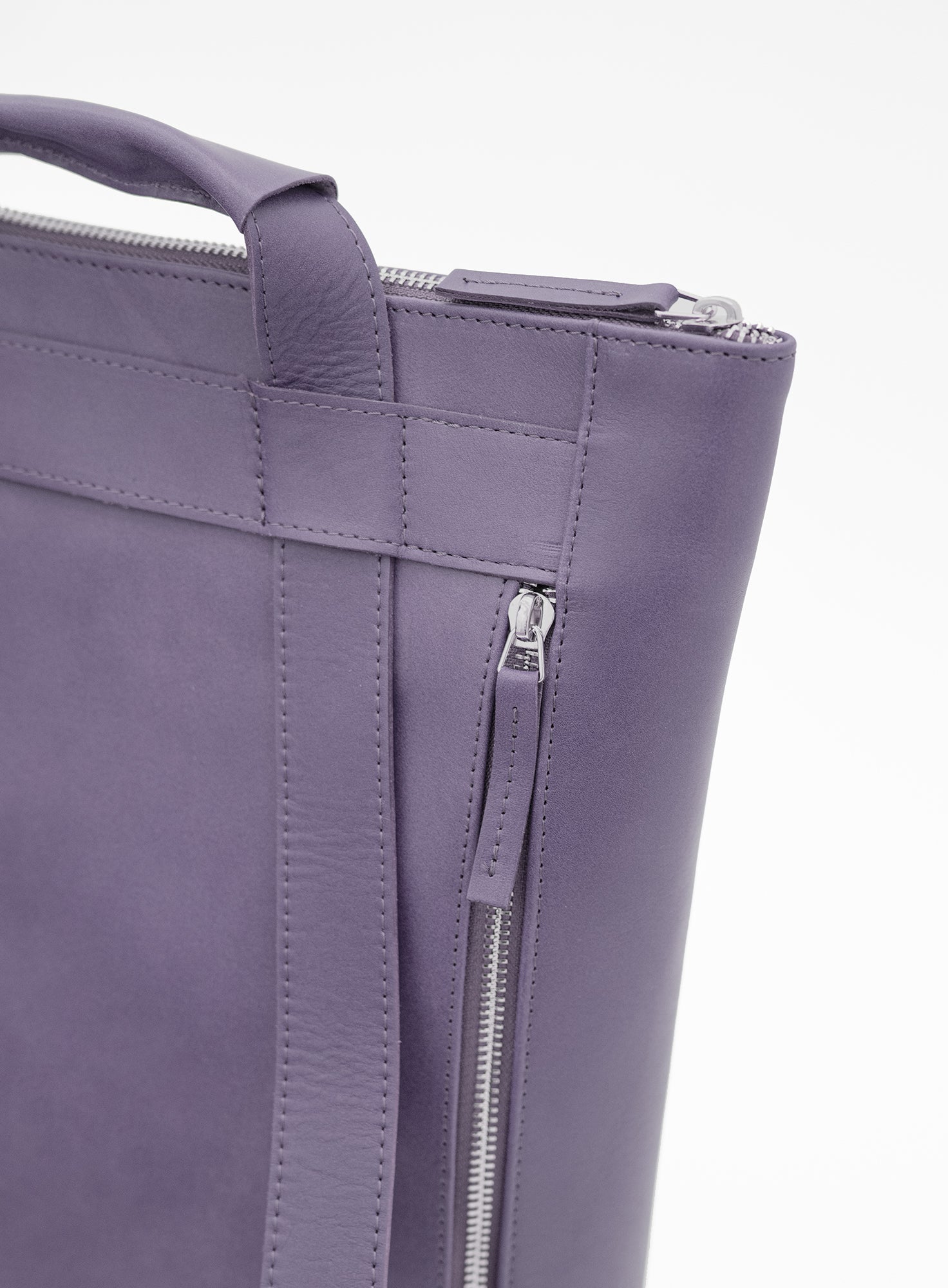 TOTE_BACKPACK_ELLIOT_LAVENDER_Designed_in_Berlin_Made_to_last_Handmade_in_Poland.