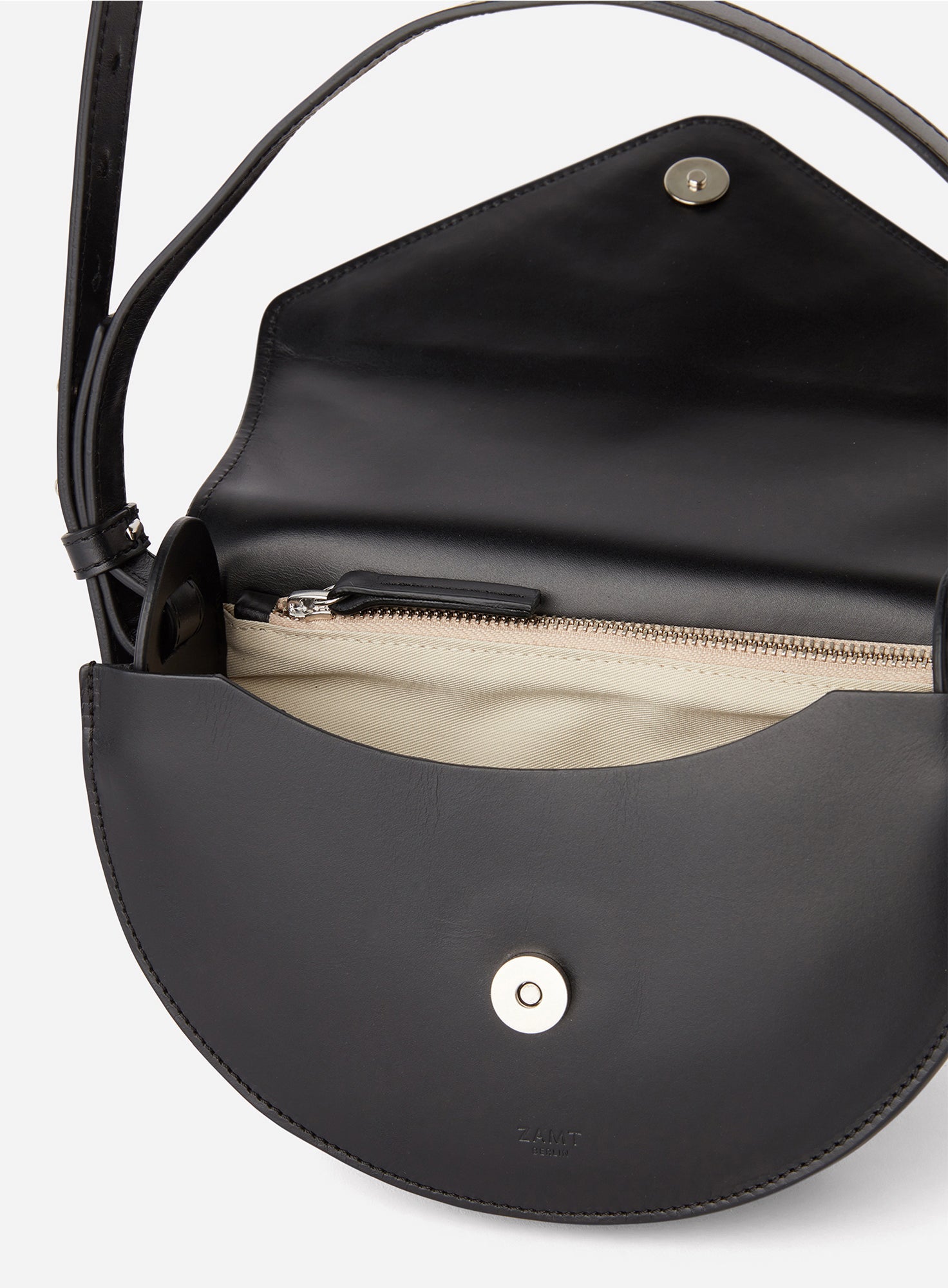 SADDLE_Bag_MAVI_Black_Designed_in_Berlin_Made_to_last_Handmade_in_Poland.