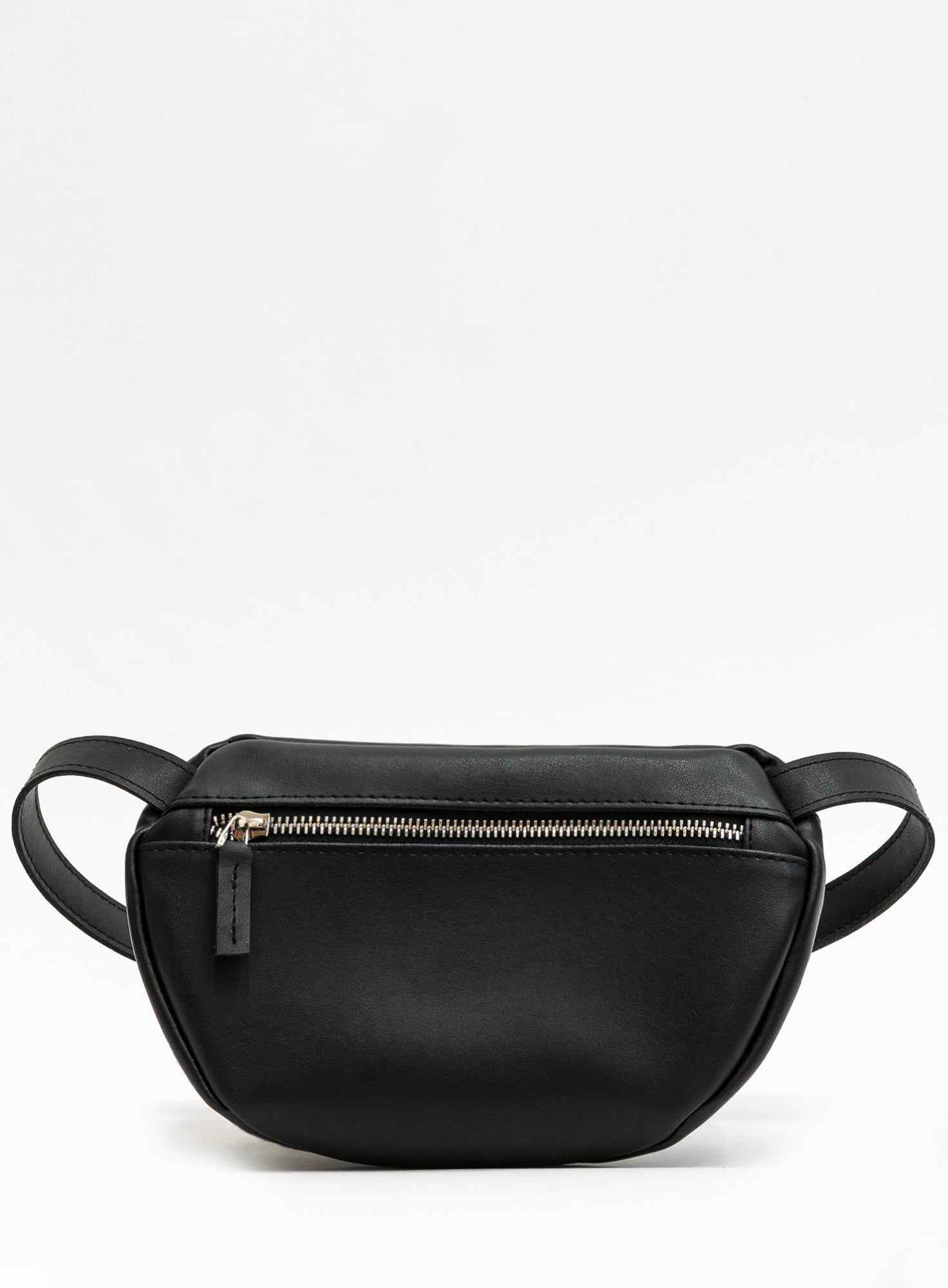 HIP_BAG_CAN_Vegan_Black_Designed_in_Berlin_Made_to_last_Handmade_in_Poland.