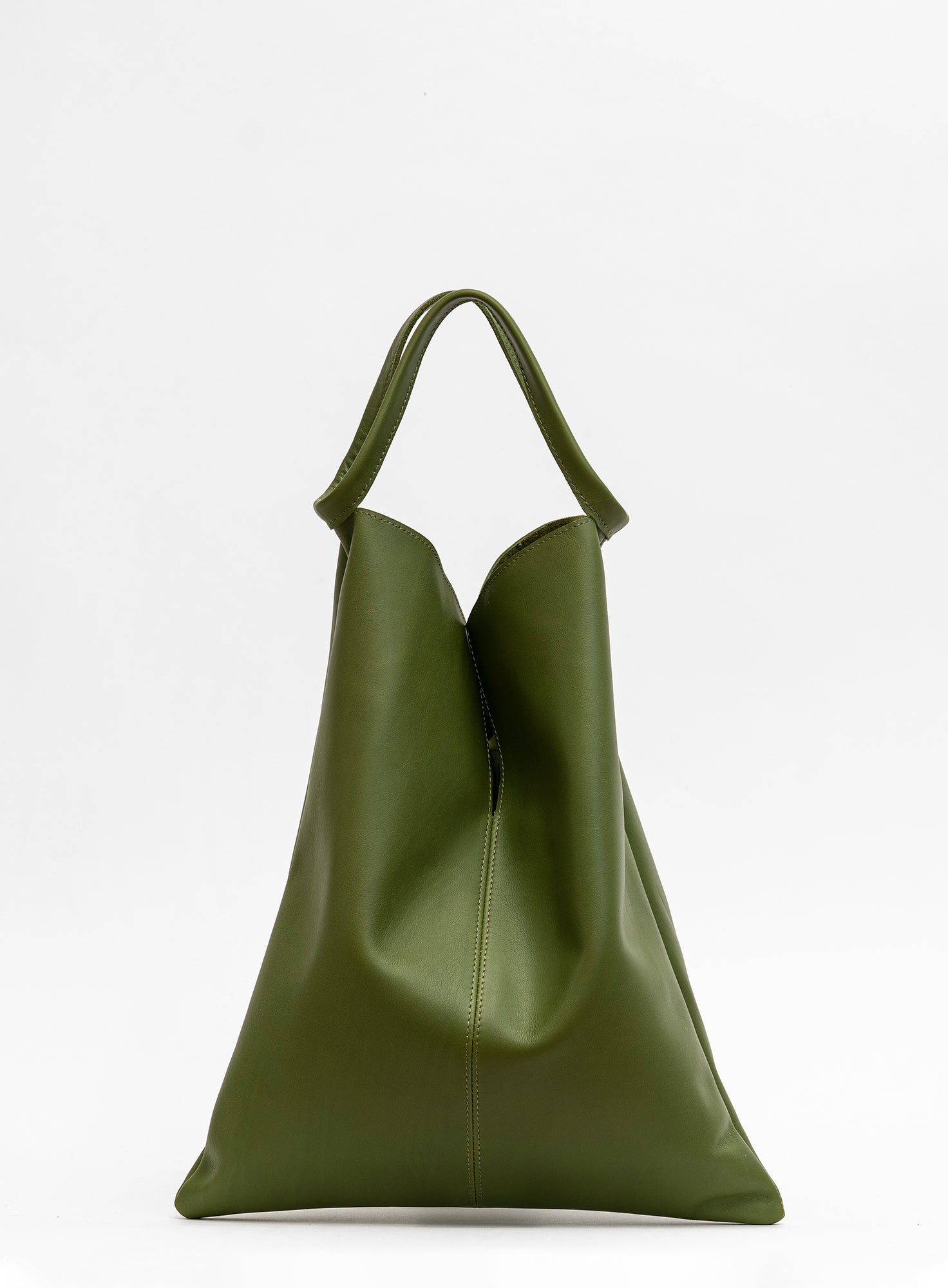 SHOOPER_RIN_S_2.0_Black_Designed_in_Berlin_Made_to_last_Handmade_in_Poland.