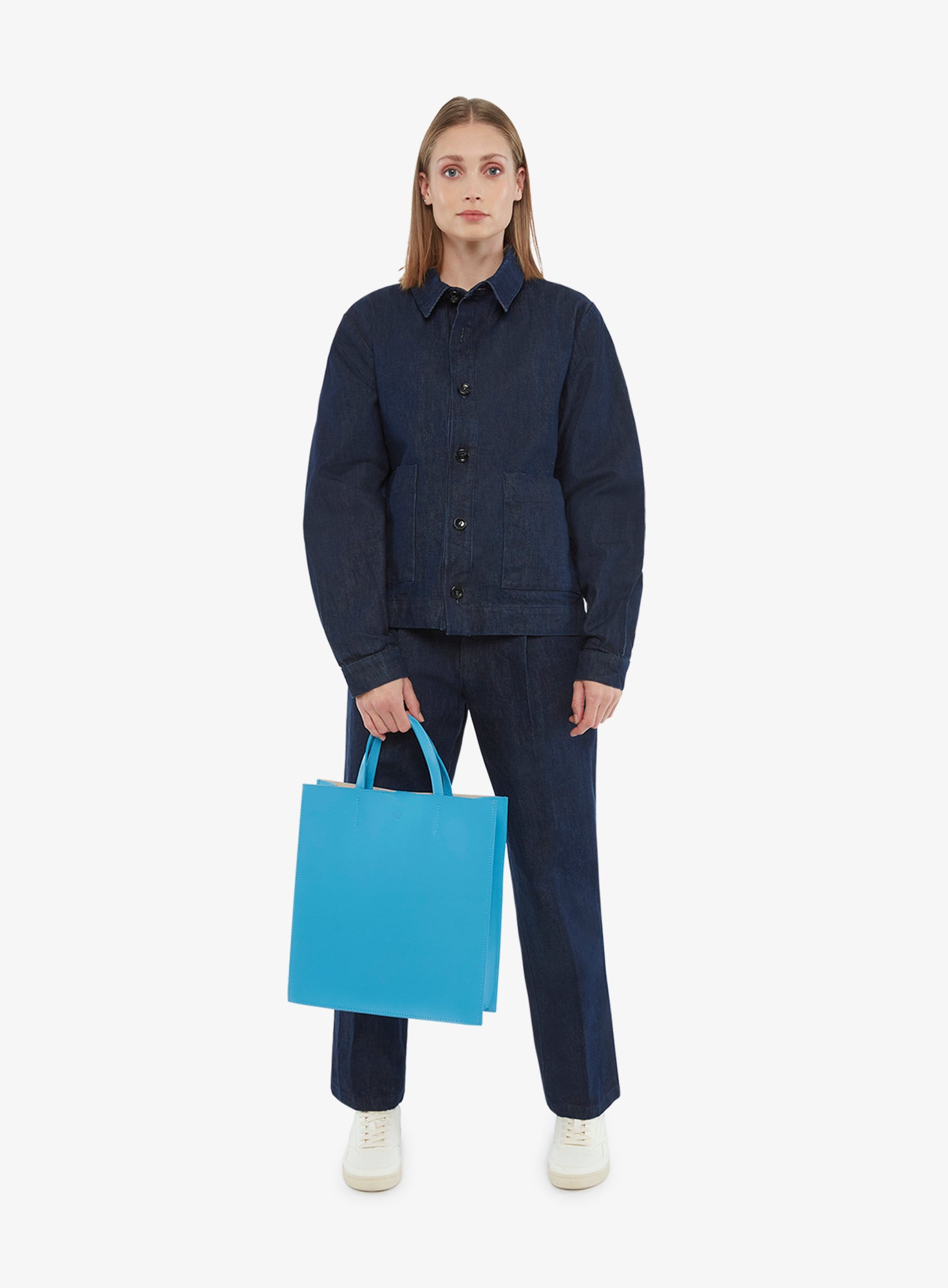 CONTAINER_BAG_FINCH_BLUE_Designed_in_Berlin_Made_to_last_Handmade_in_Poland.