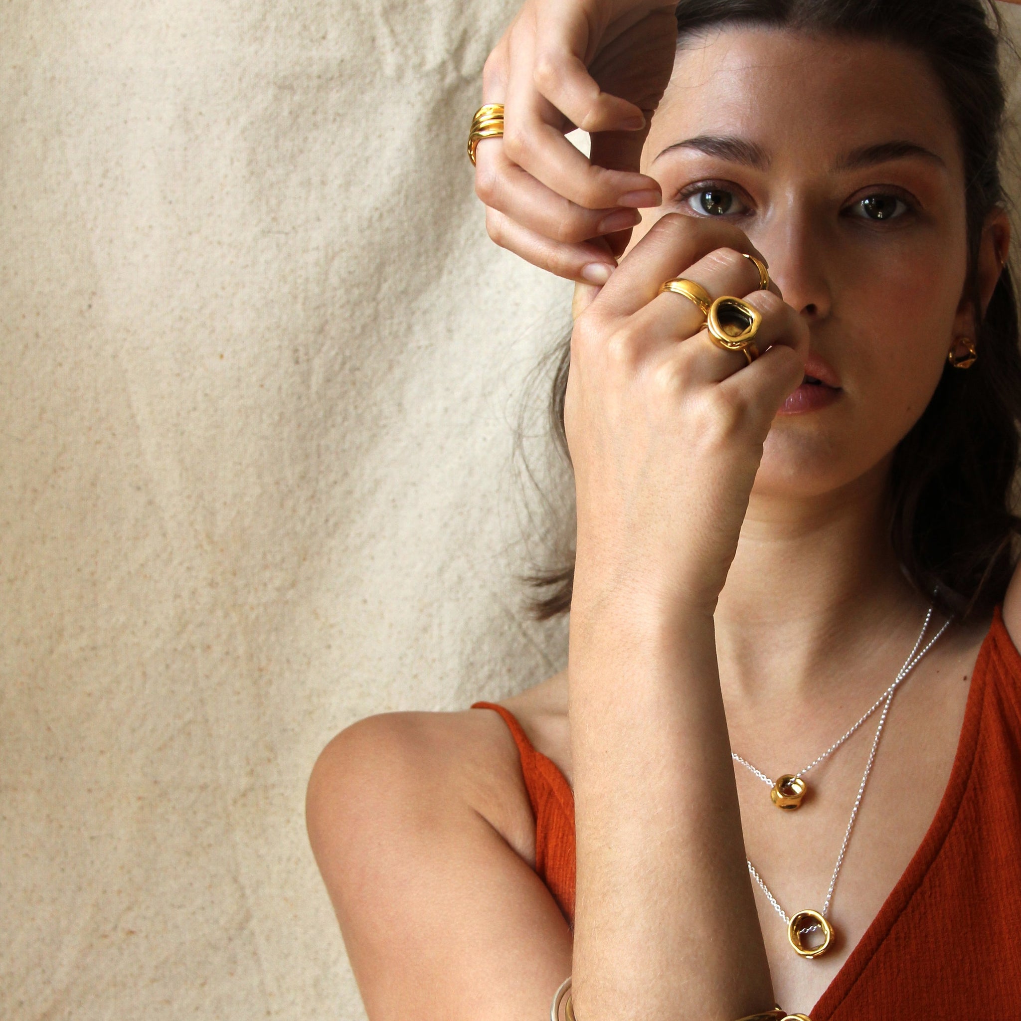 Plunge necklace